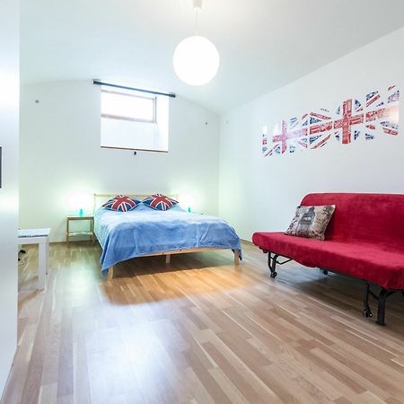 Apartment Slezska 58 プラハ エクステリア 写真