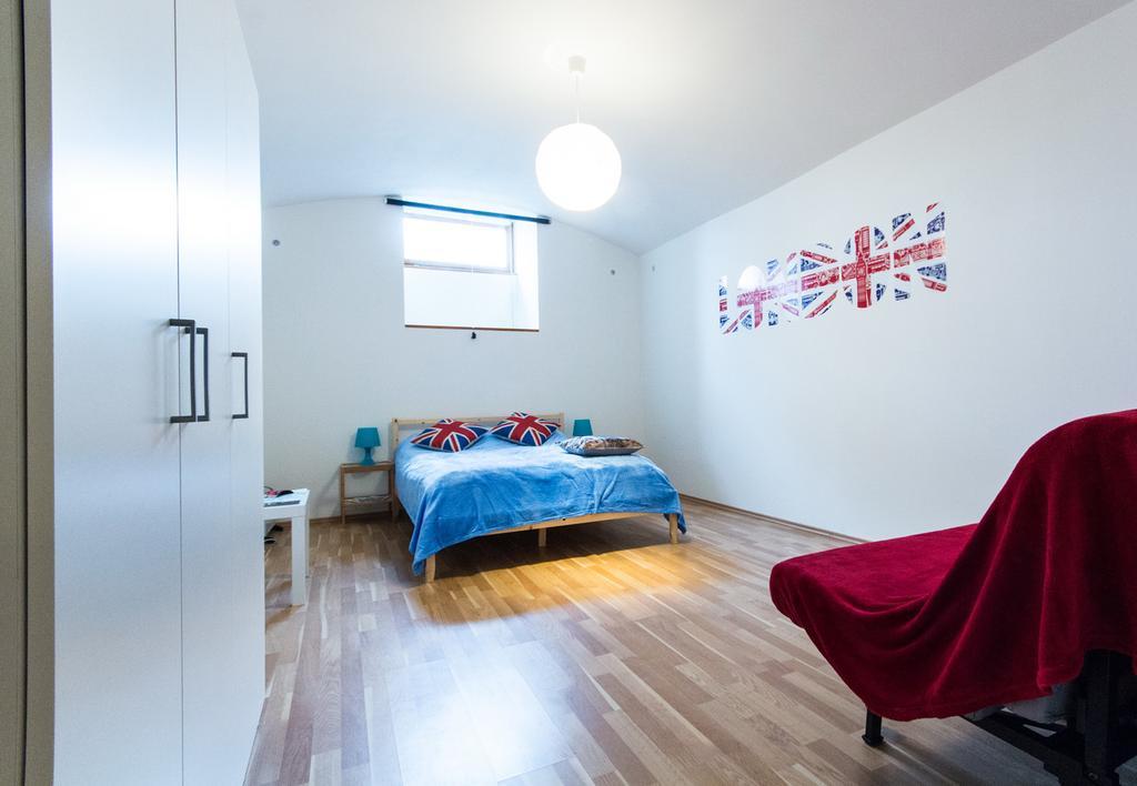 Apartment Slezska 58 プラハ エクステリア 写真